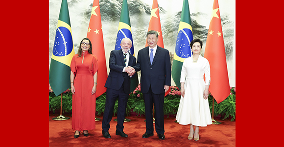 习近平同巴西总统卢拉会谈