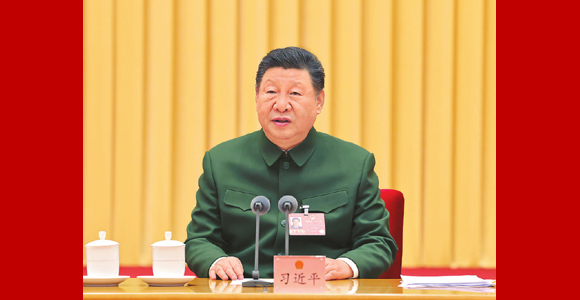 习近平出席解放军和武警部队代表团全体会议