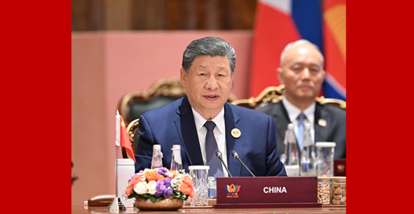 习近平出席金砖国家领导人第十八次会晤第二阶段会议并发表重要讲话
