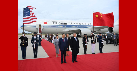 习近平抵达华盛顿对美国进行国事访问