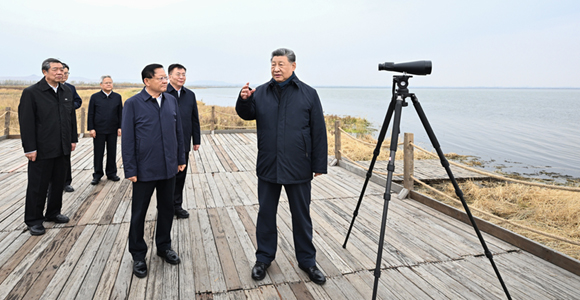 习近平在内蒙古乌兰察布考察